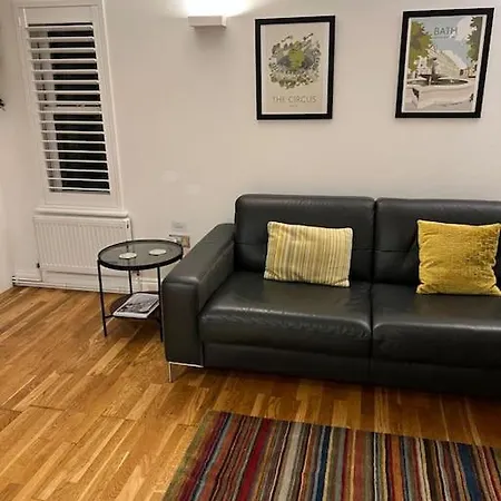 ***Spotless, Bright 1 Double Bed Apartment*** Bath Exterior photo